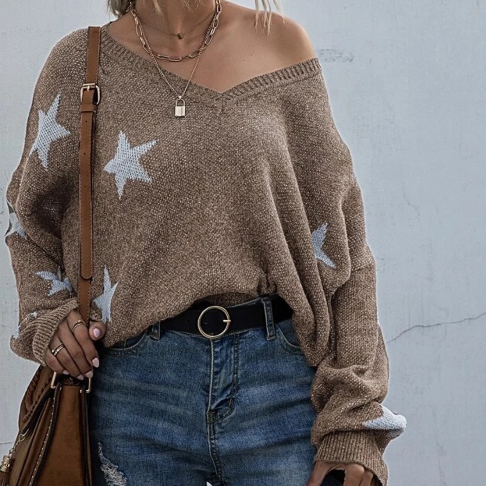 SHEIN Ripped Hem Star Patterned Sweater